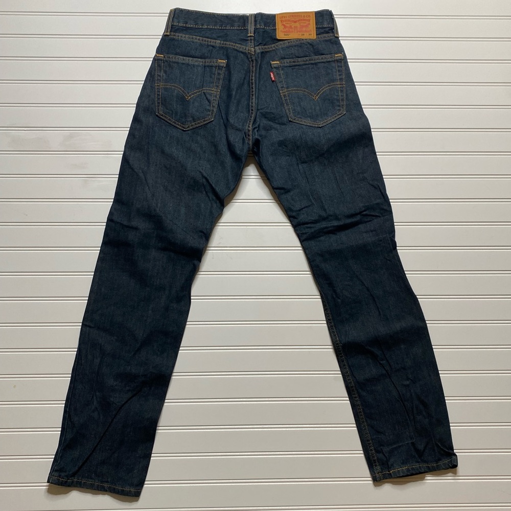 Women’s Levi’s jeans